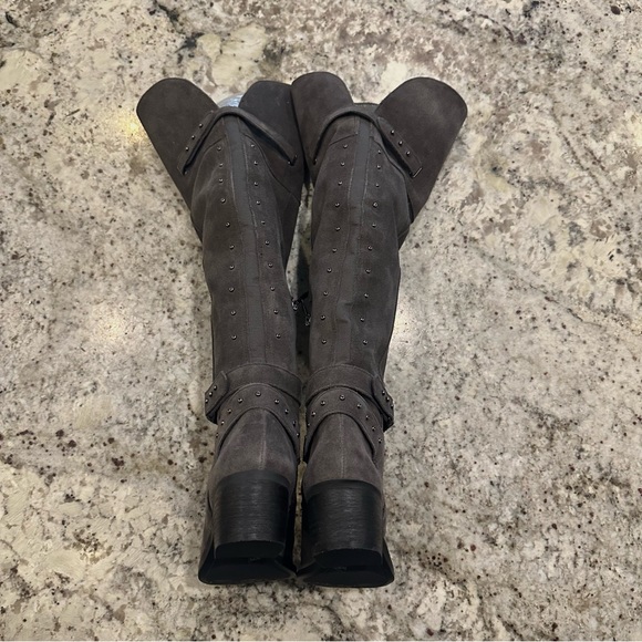 BNWOB Vince Camuto Dark Grey Suede Over The Knee Boots Size 8 - Picture 6 of 9